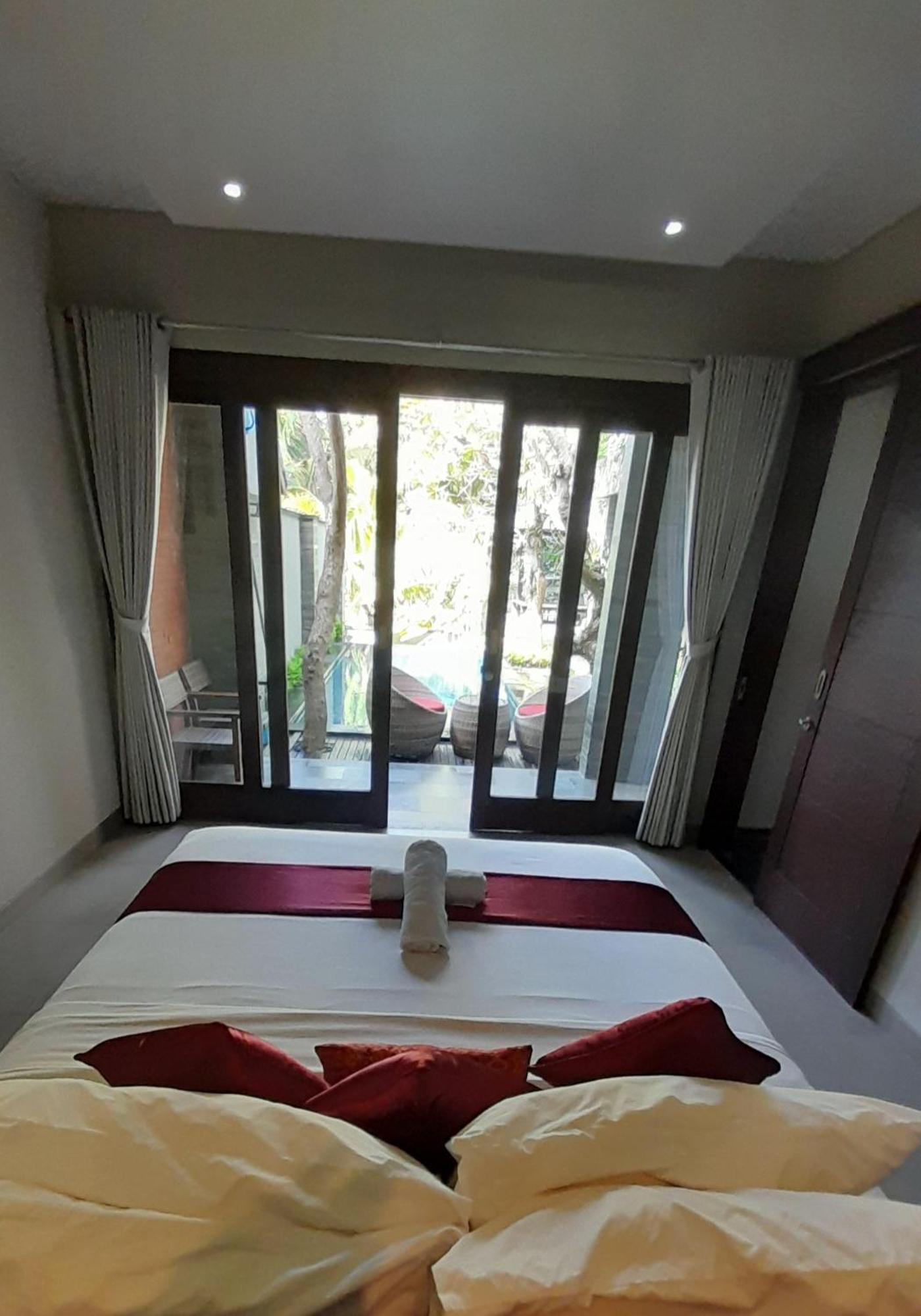 Villa Sakura Jimbaran Екстер'єр фото