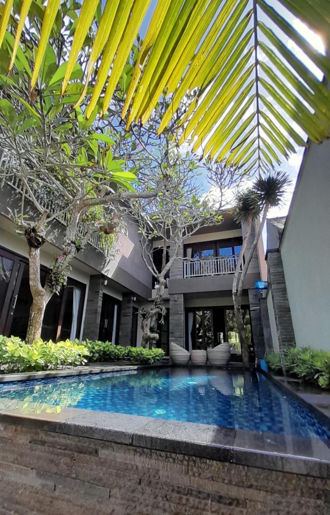 Villa Sakura Jimbaran Екстер'єр фото