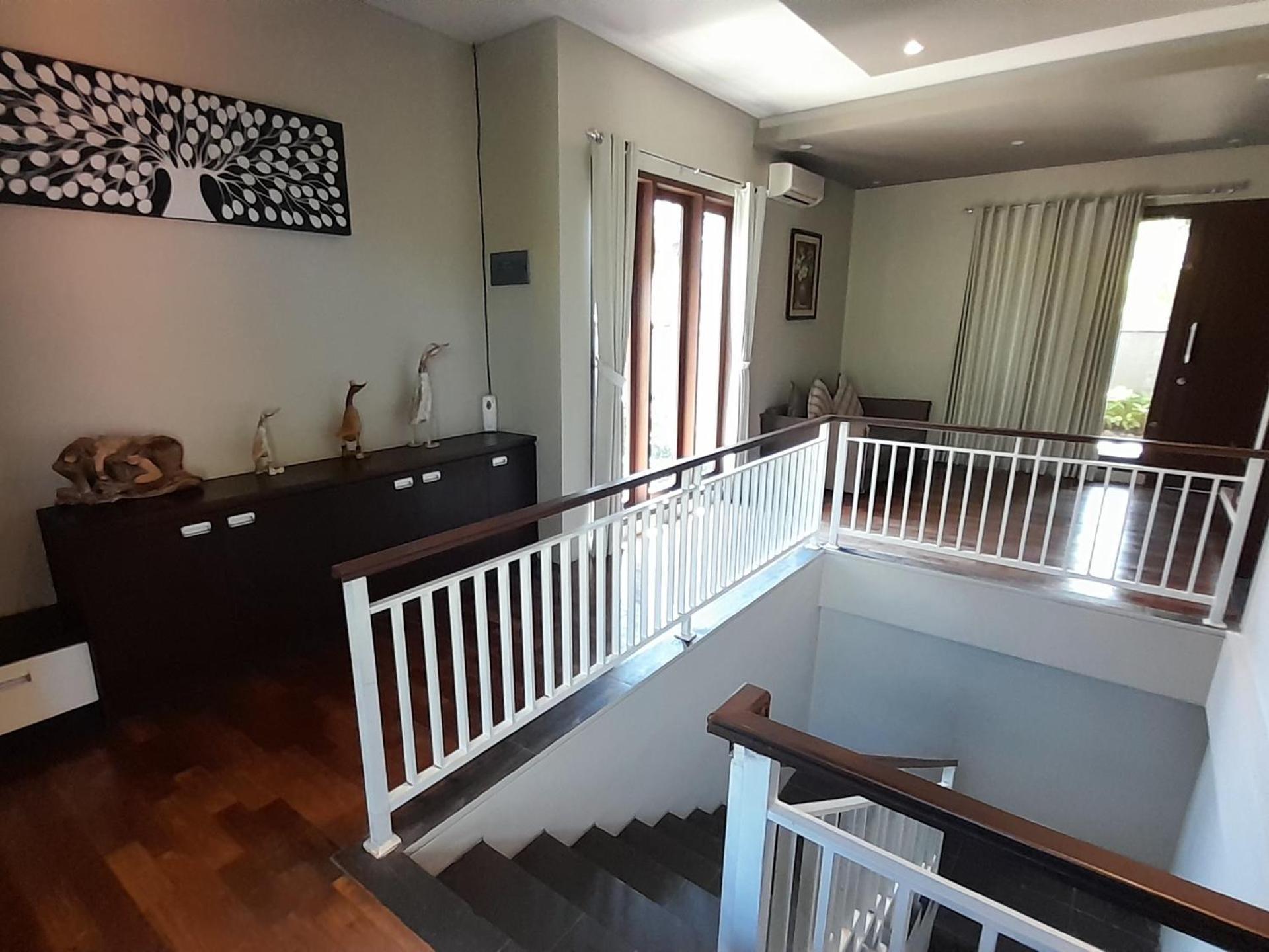 Villa Sakura Jimbaran Екстер'єр фото